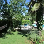 Noemi 3*